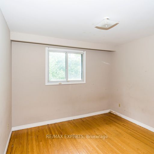 9191 Bathurst Street