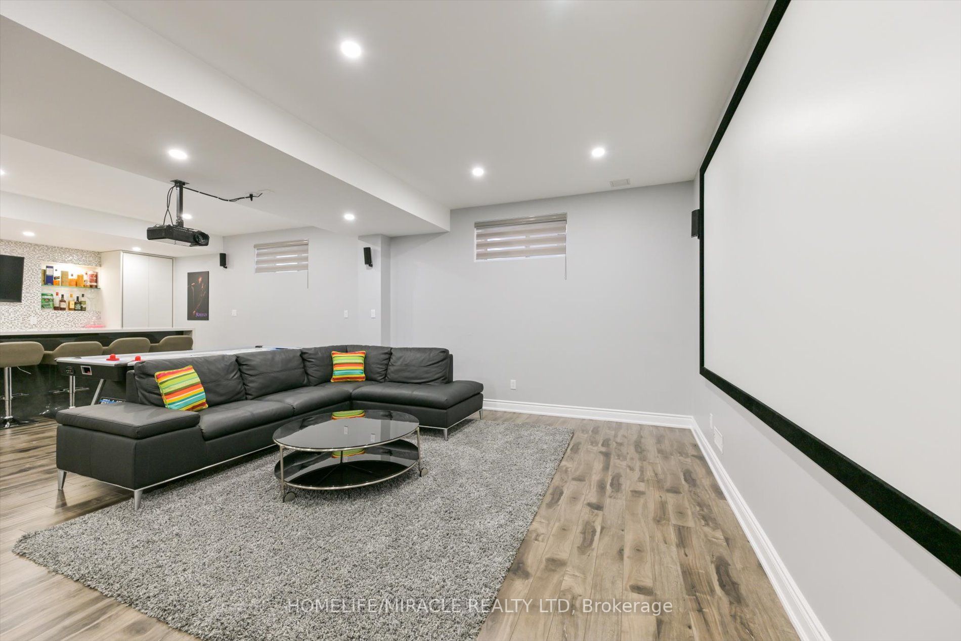 51 Port Royal Ave
