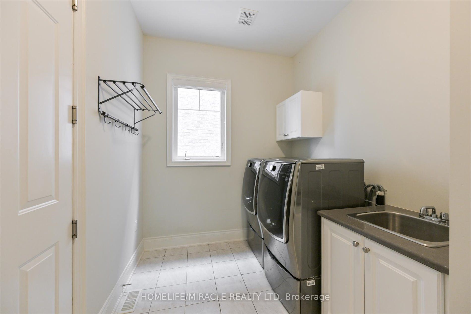 51 Port Royal Ave