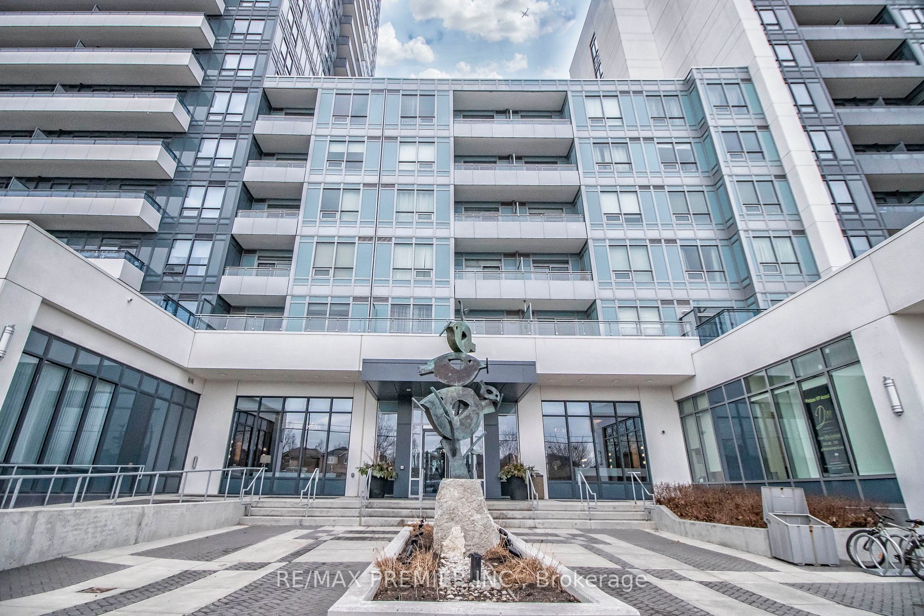7900 Bathurst St, #331