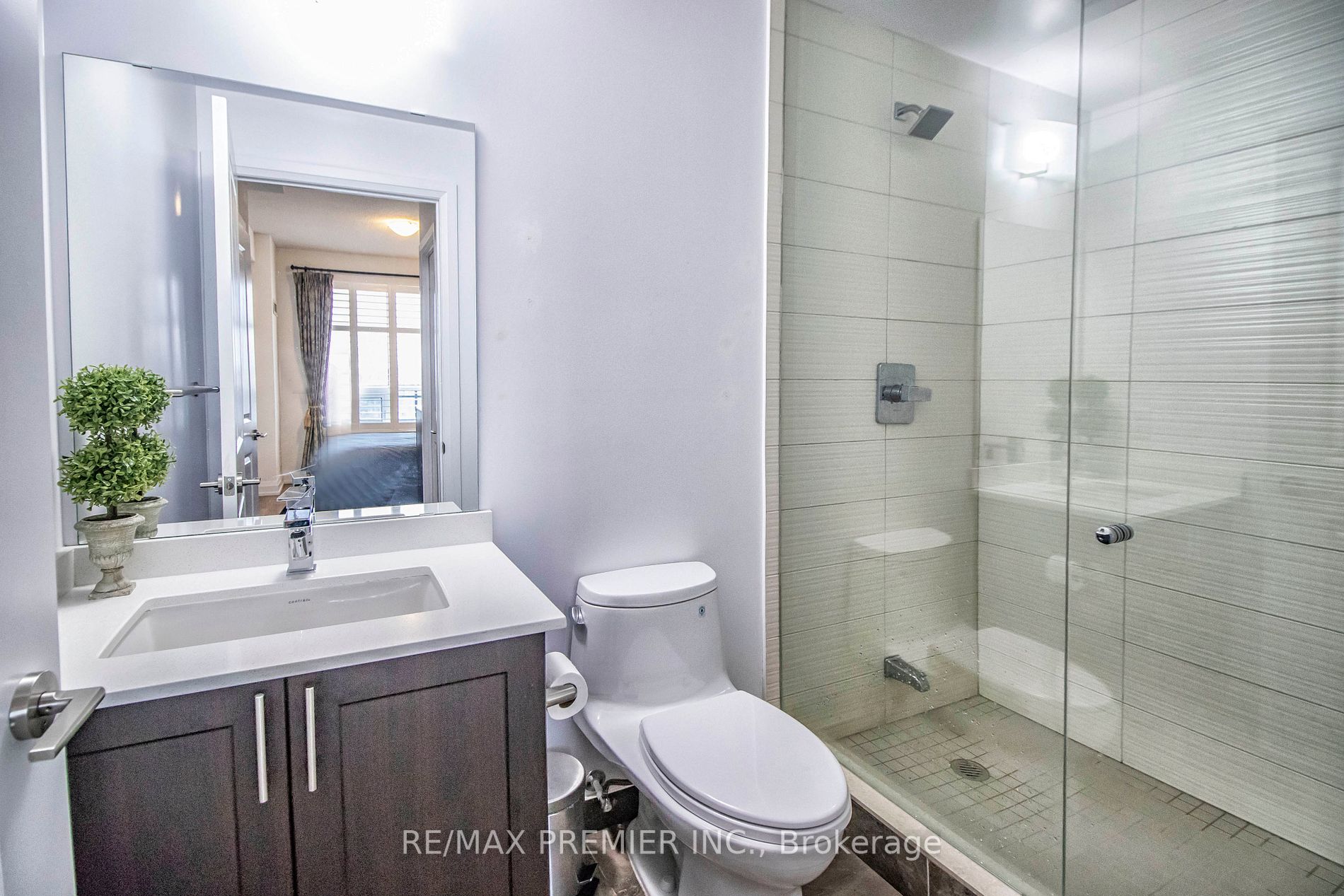 7900 Bathurst St, #331