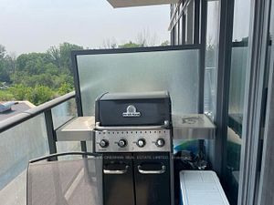 9618 Yonge St, #303