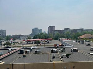 9618 Yonge St, #303