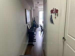9618 Yonge St, #303