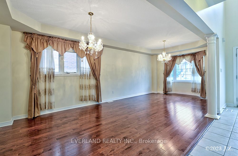 239 Ray Snow Boulevard
