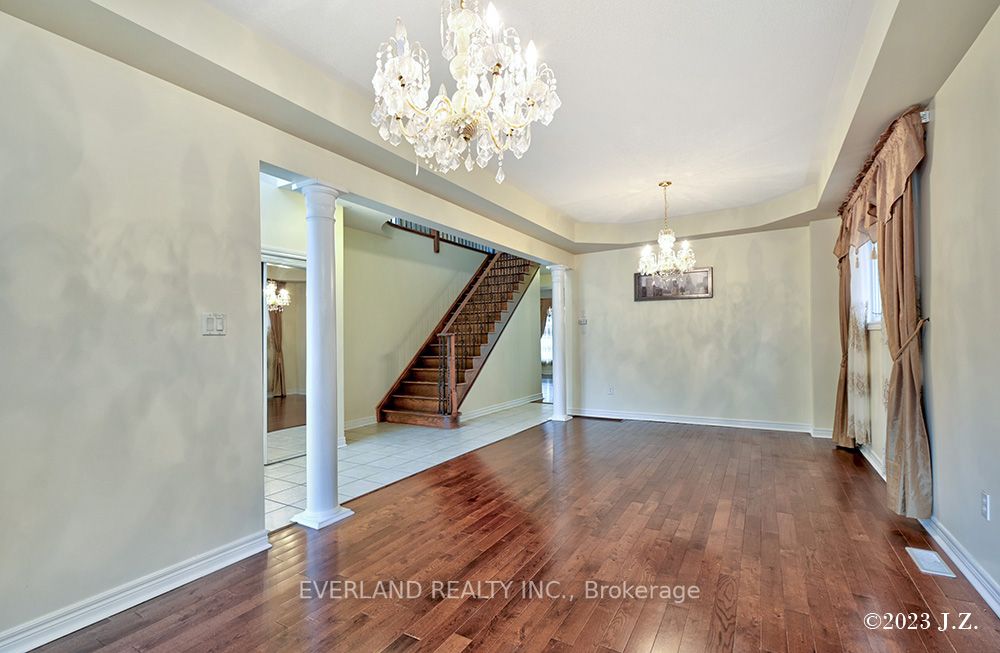 239 Ray Snow Boulevard