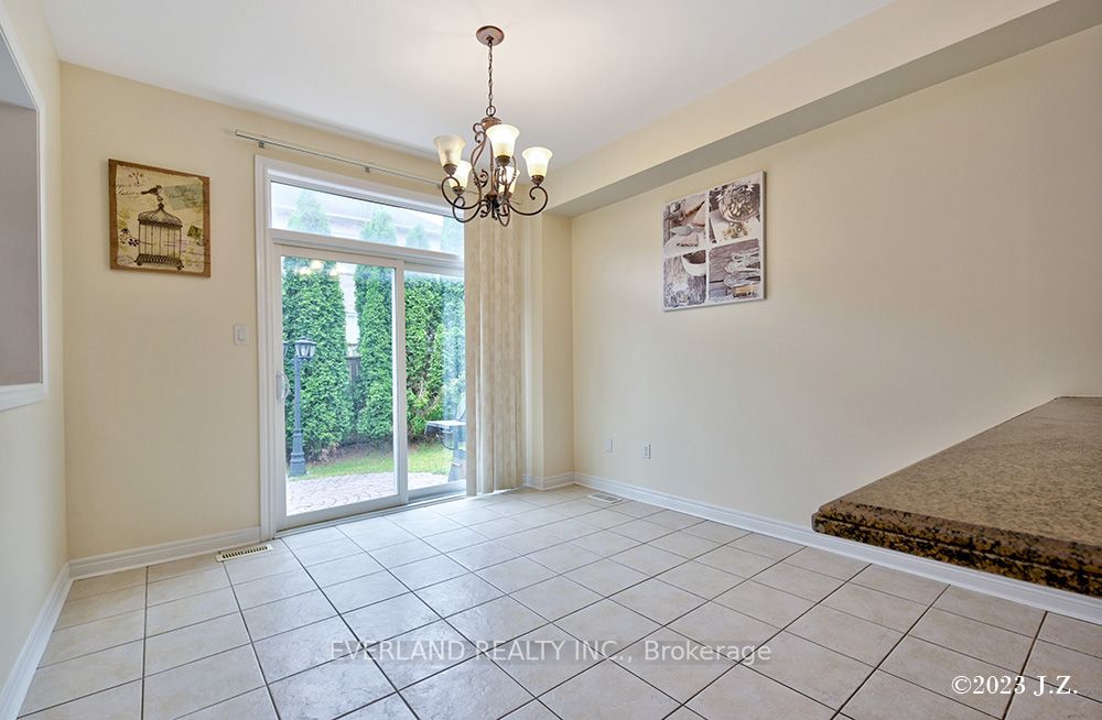 239 Ray Snow Boulevard