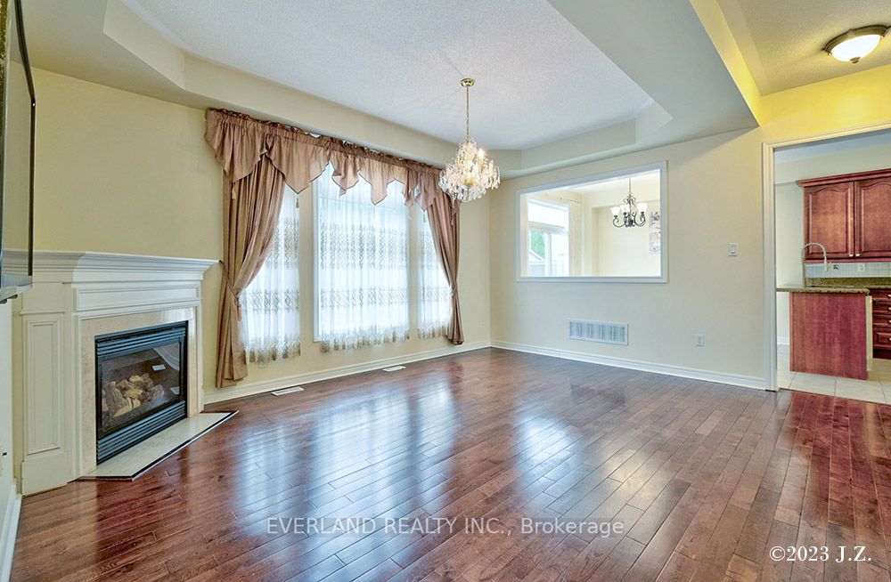 239 Ray Snow Boulevard