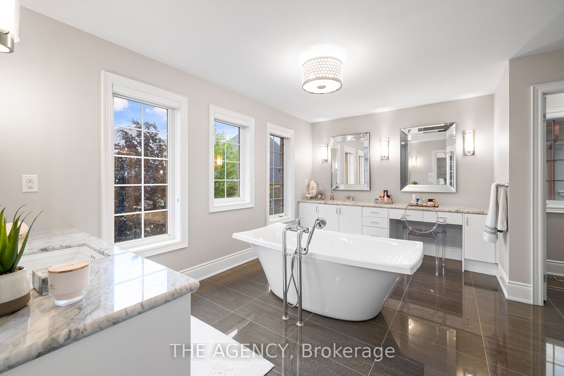 47 Bluff Tr