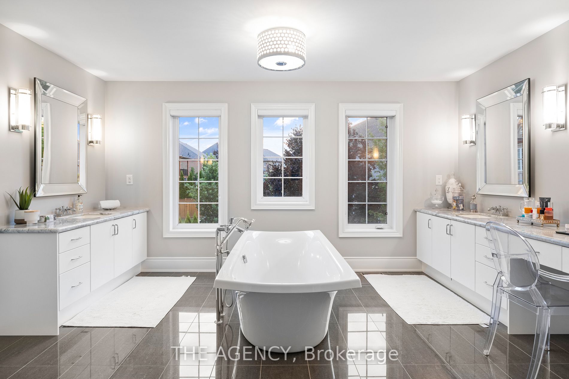 47 Bluff Tr