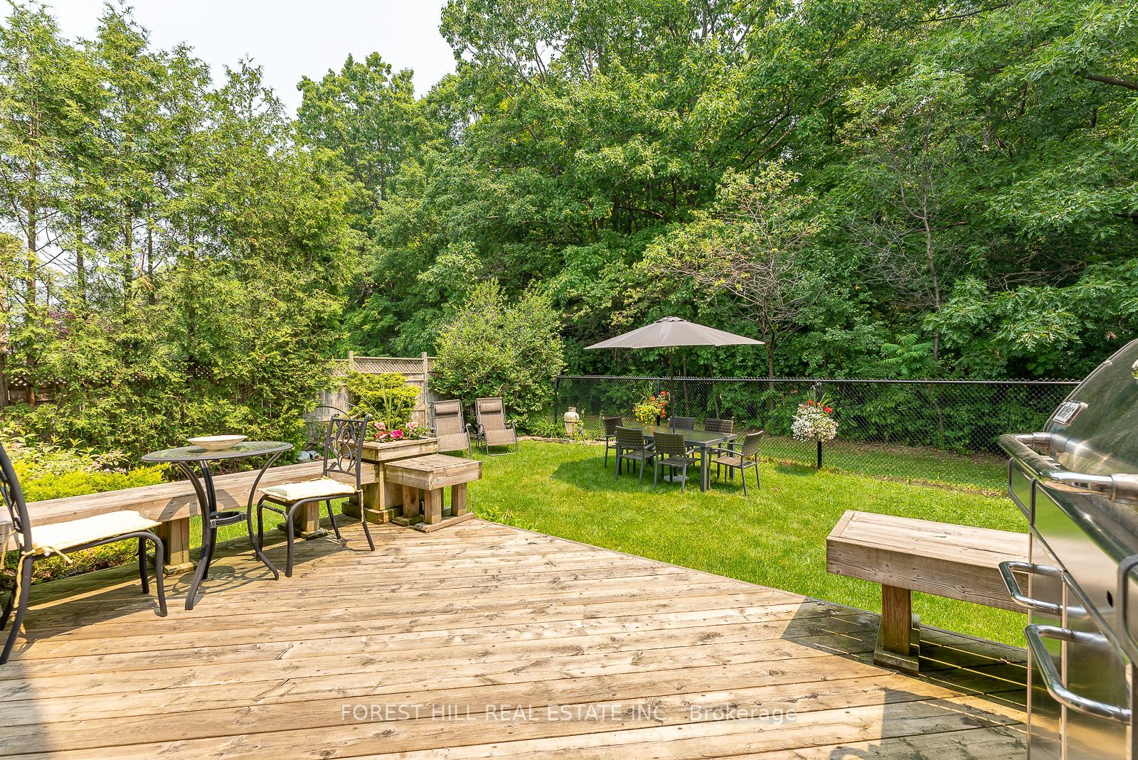 101 Thornhill Woods Dr