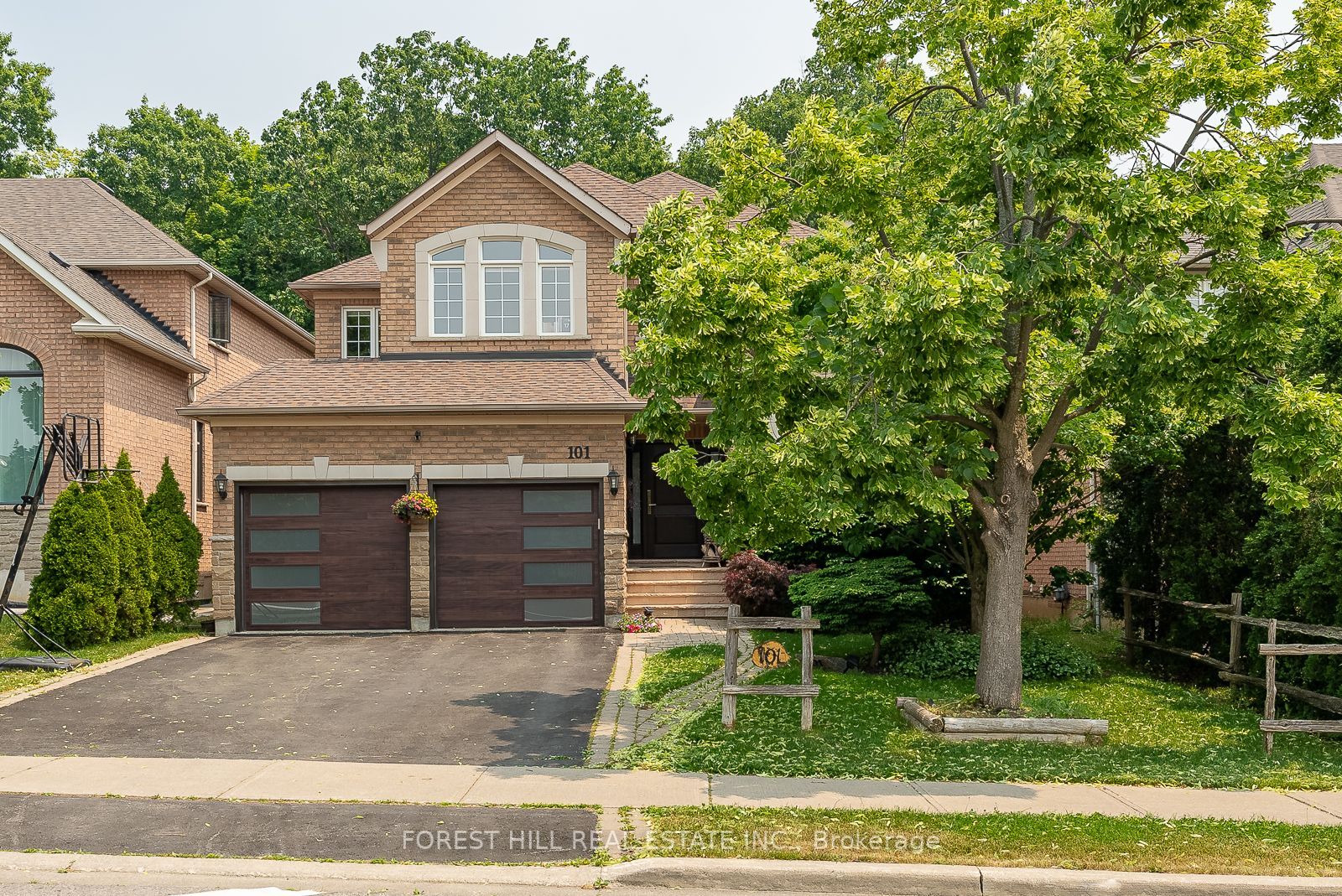 101 Thornhill Woods Dr