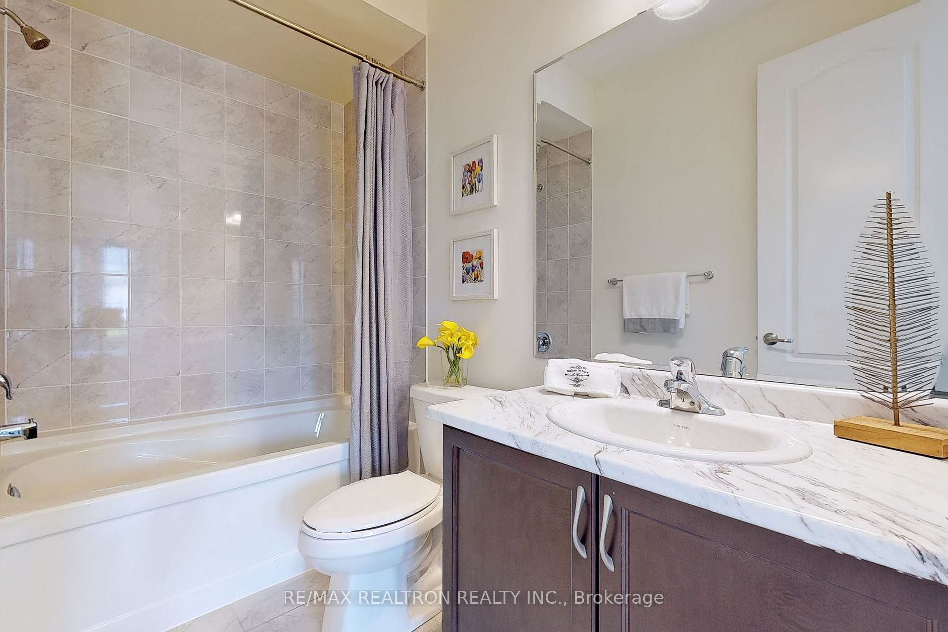 10 Grace Lake Crt