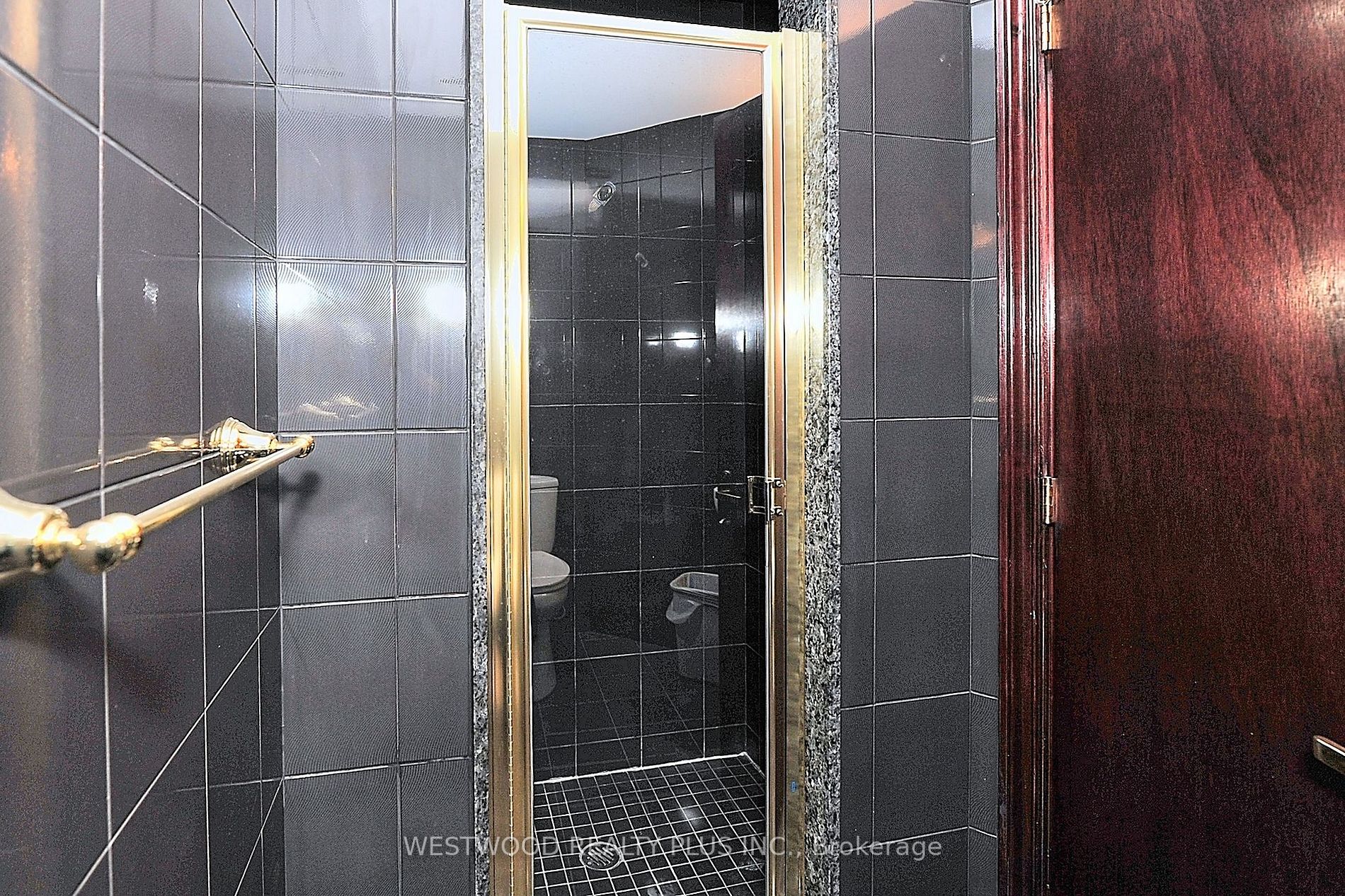 Listing N6137588 - Large Photo # 17