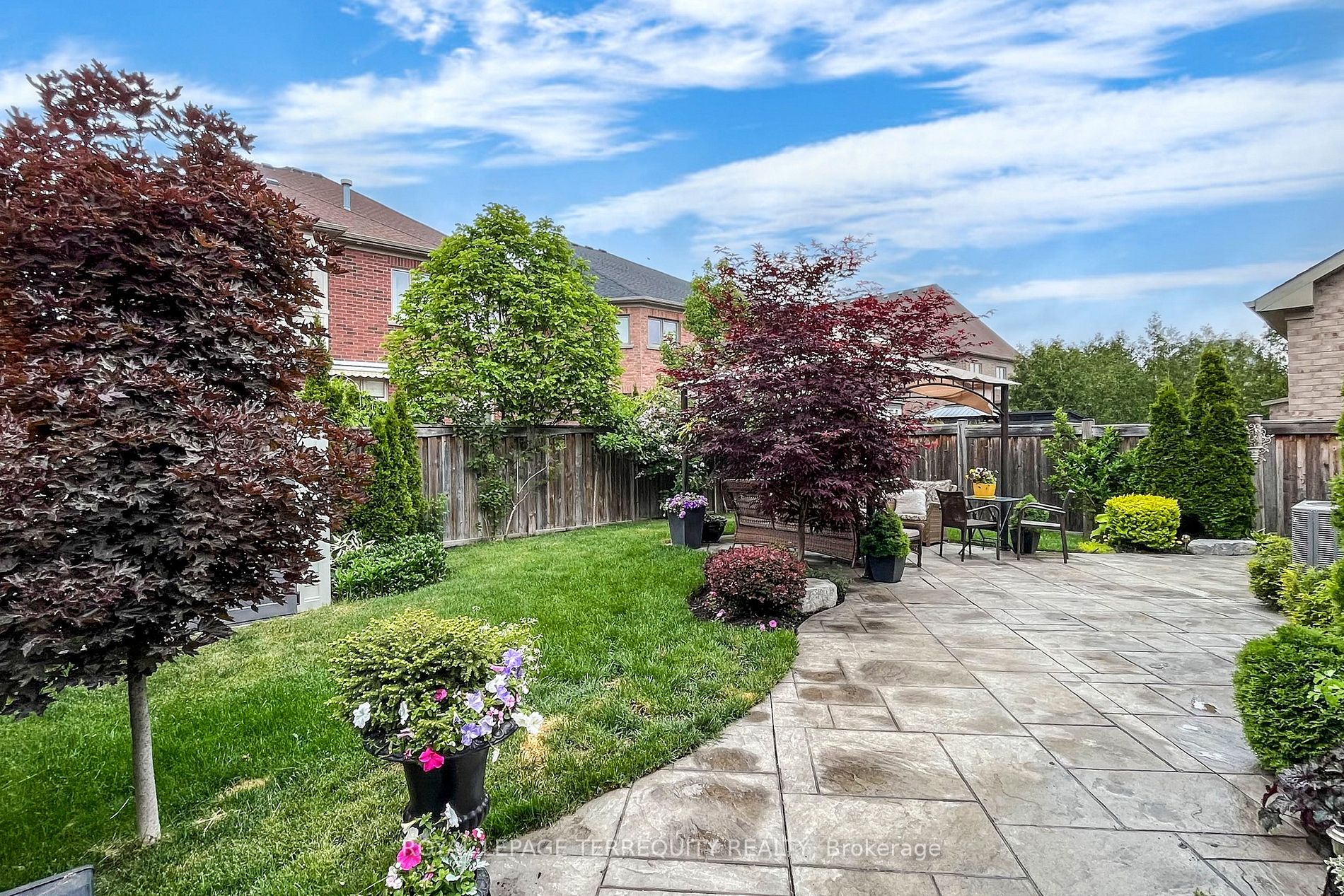 16 Nicort Rd