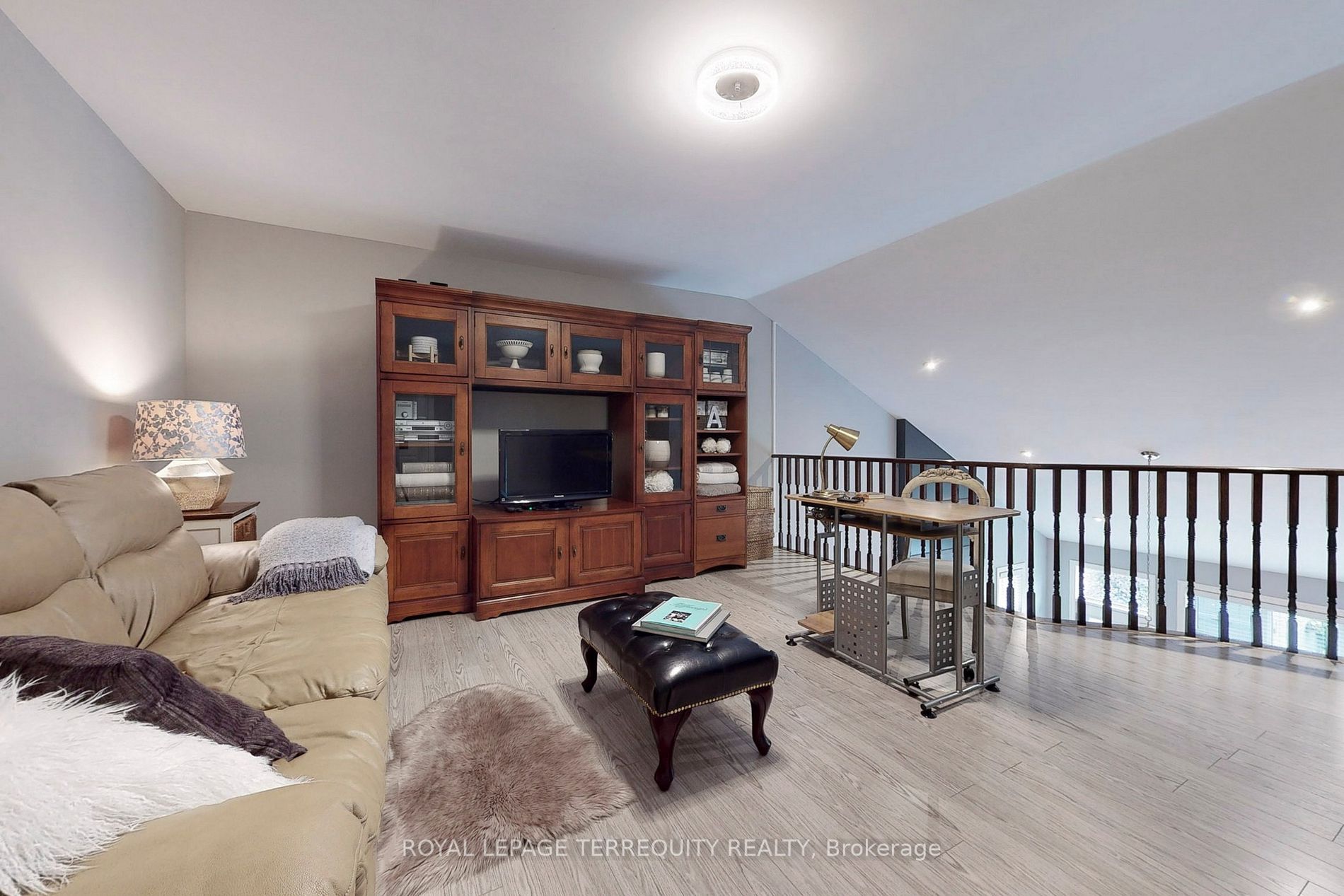 16 Nicort Rd