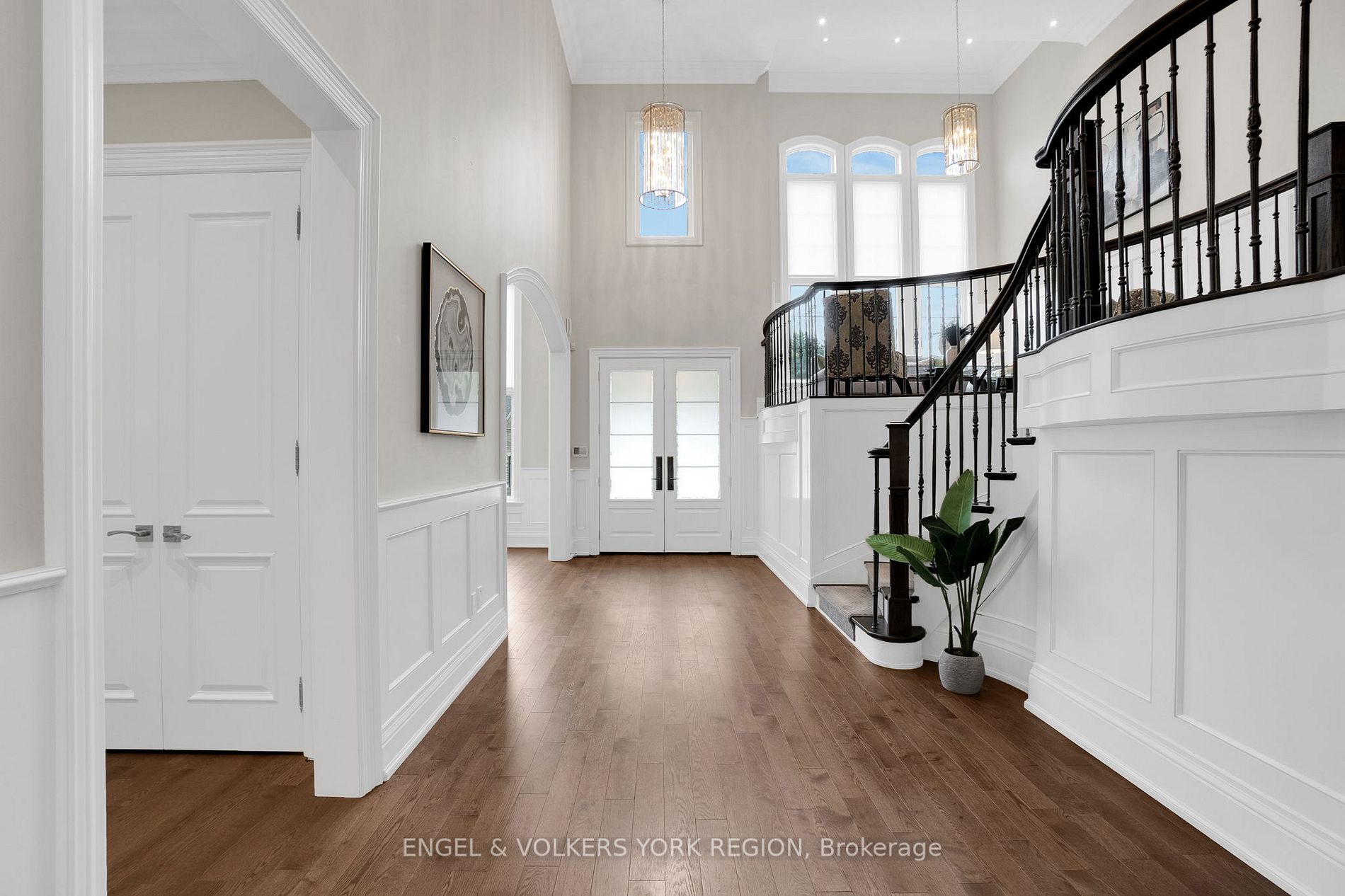 4 Peter Glass Rd