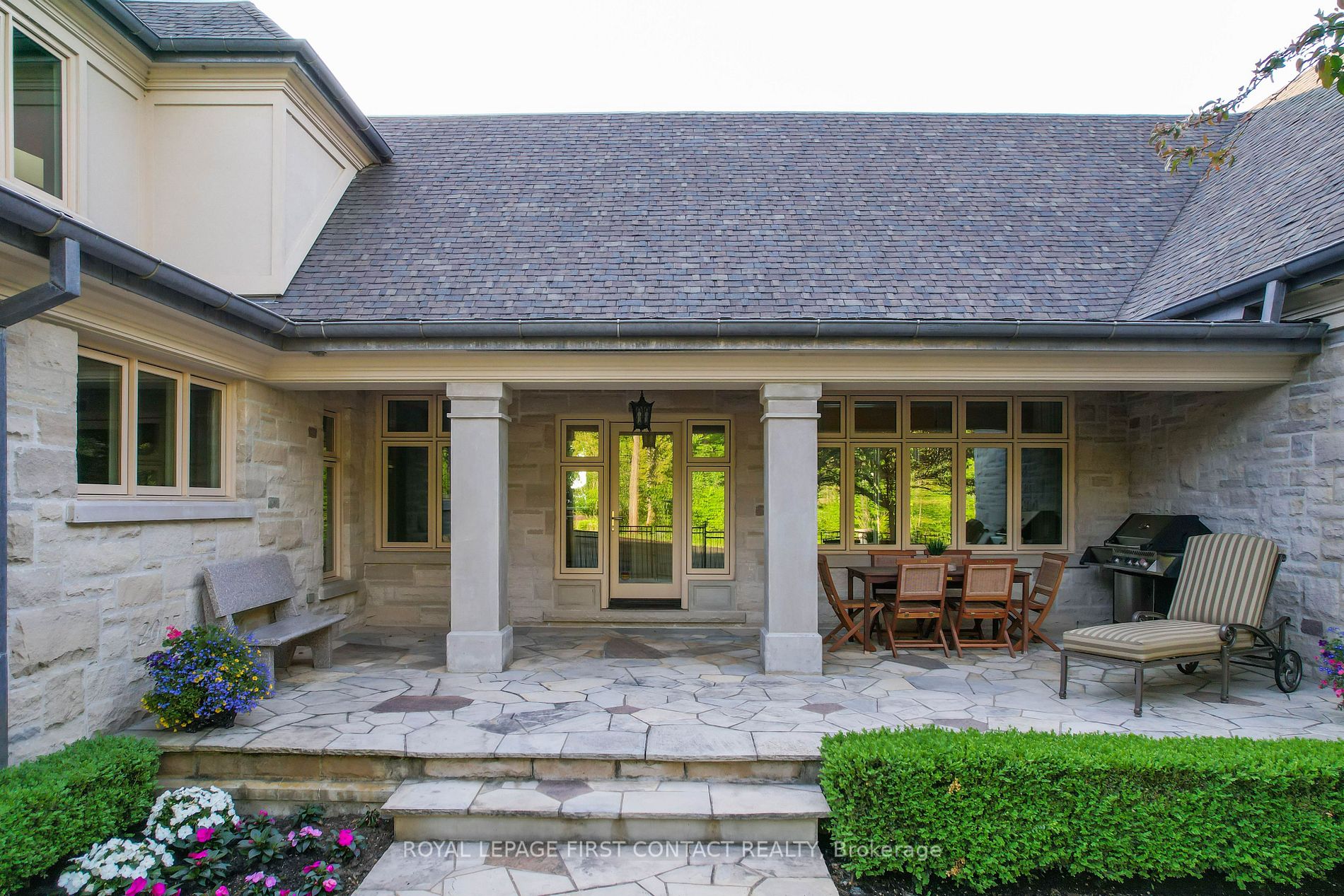 1130 Shoreview Dr