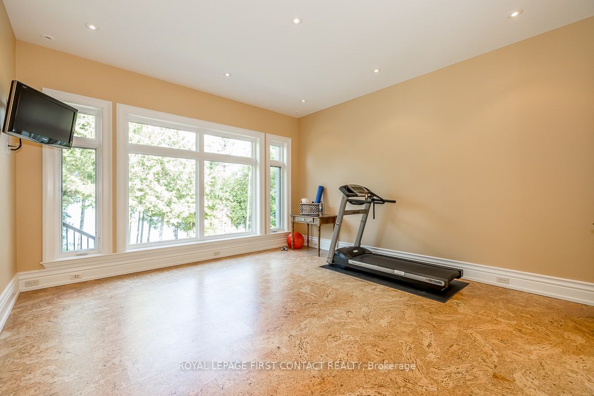 1130 Shoreview Dr