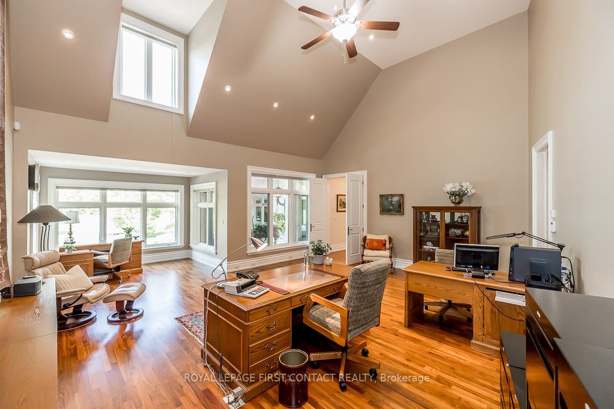 1130 Shoreview Dr