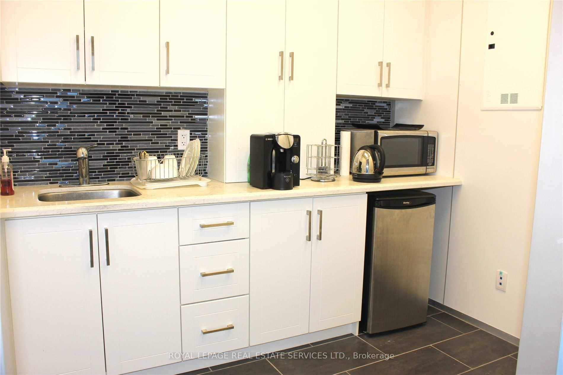 7191 Yonge St, #603