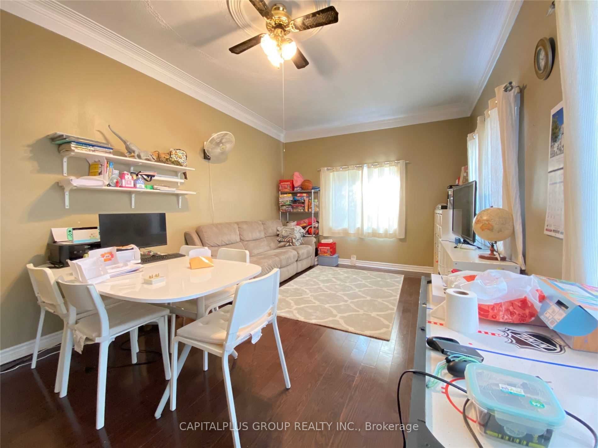 92 Meadowview Ave