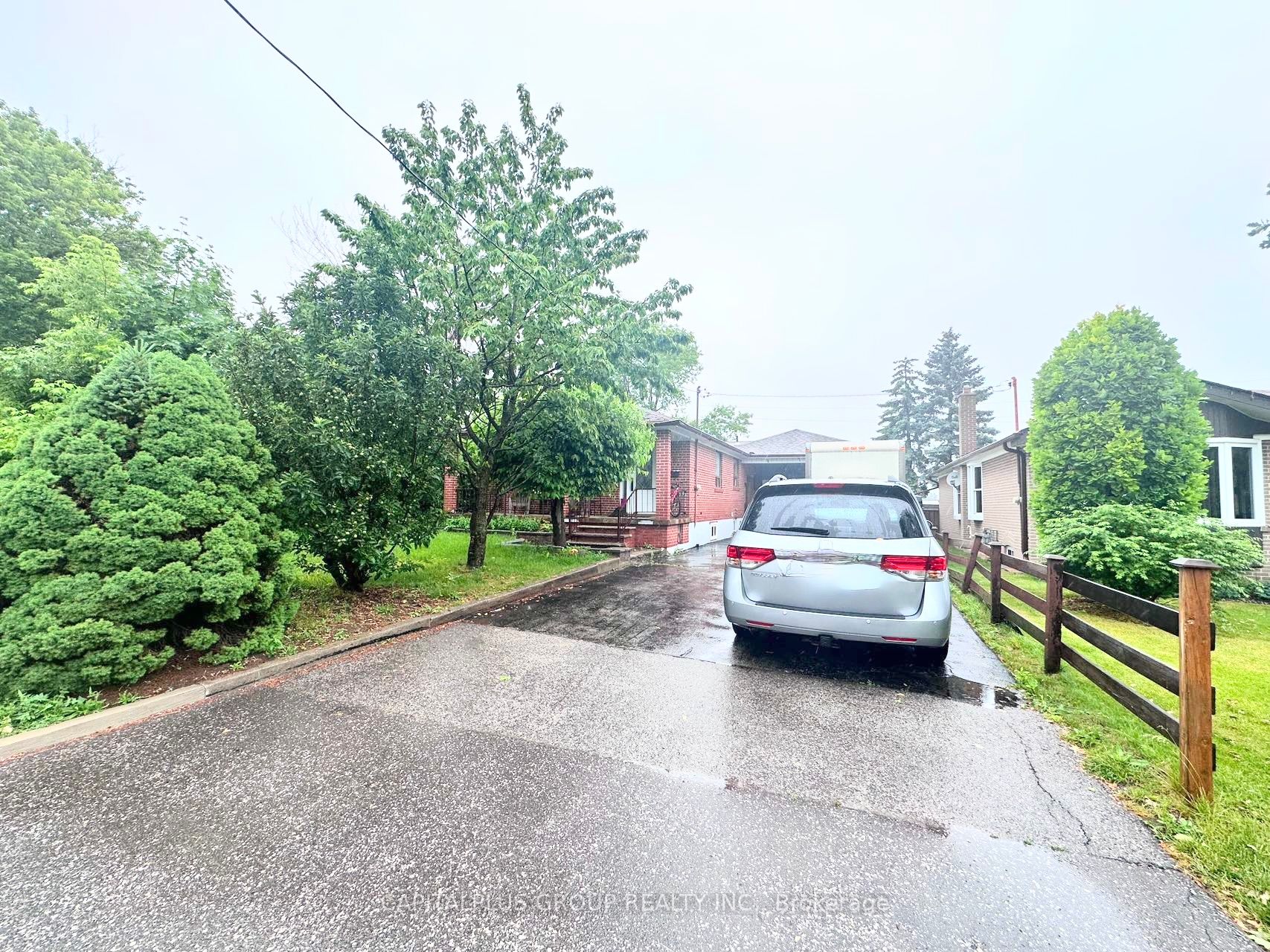 92 Meadowview Ave