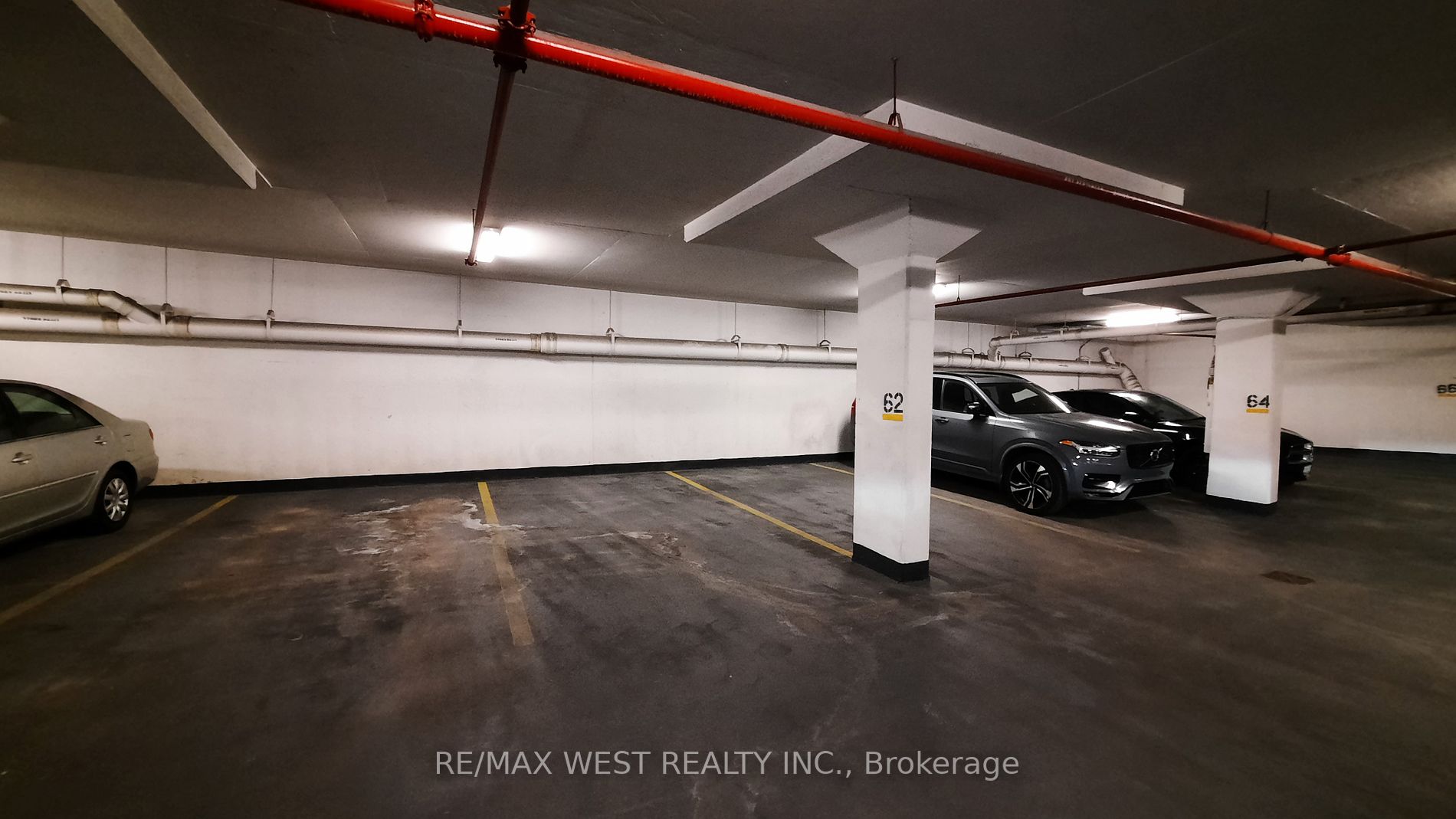 350 Red Maple Rd, #1211