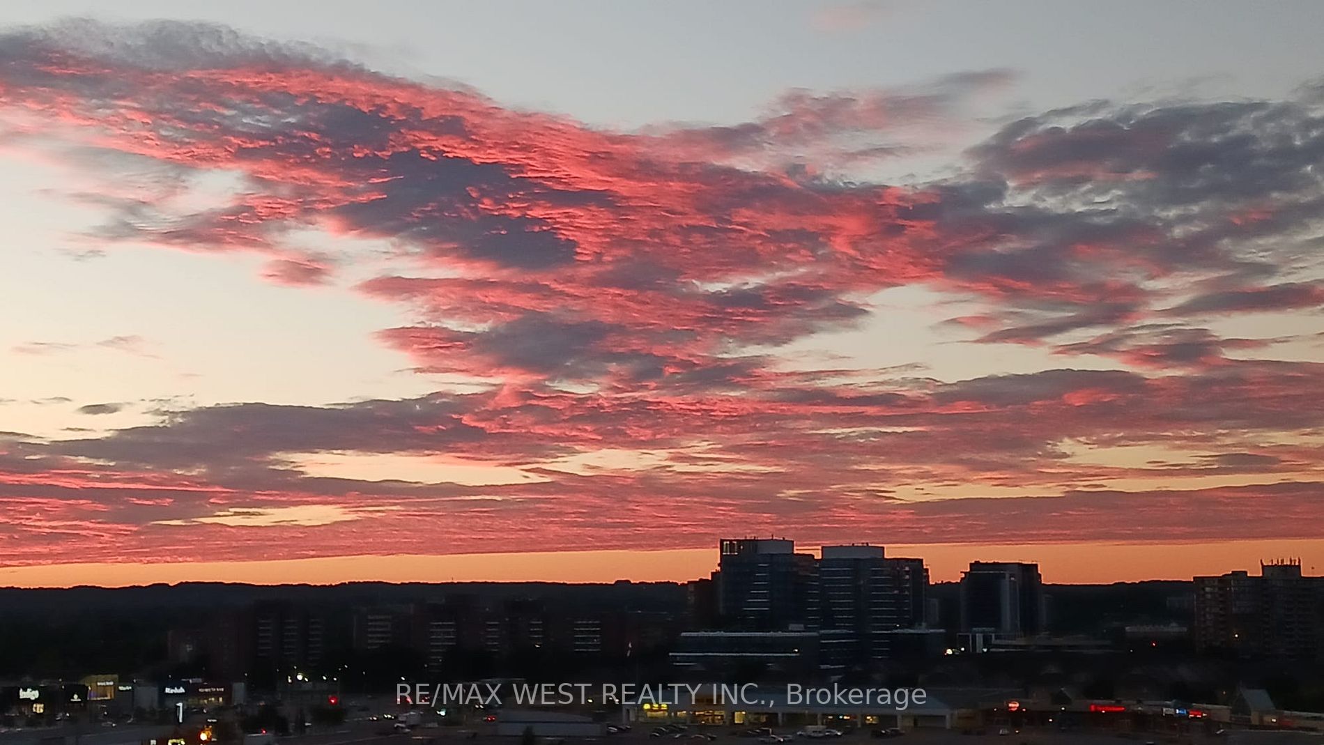 350 Red Maple Rd, #1211