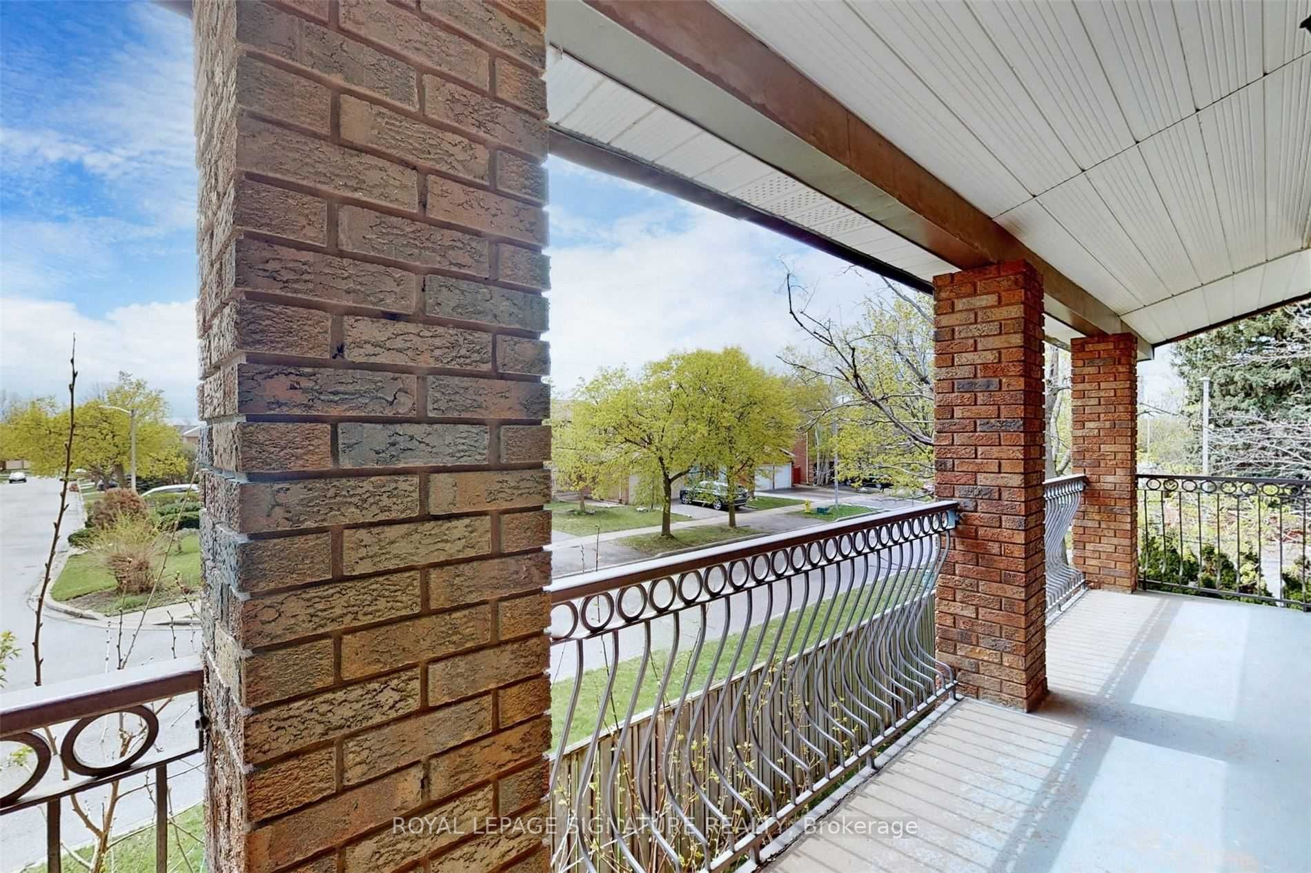 9 Campbell Ave