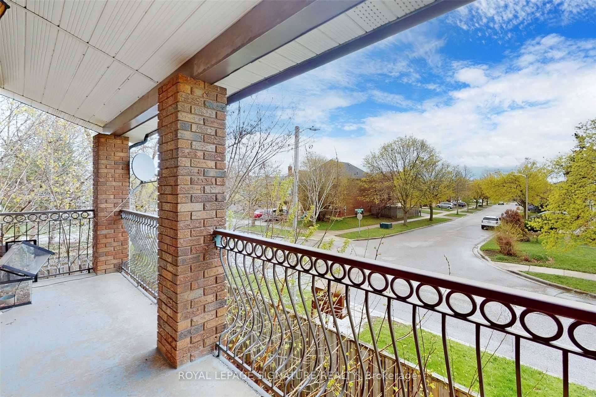 9 Campbell Ave