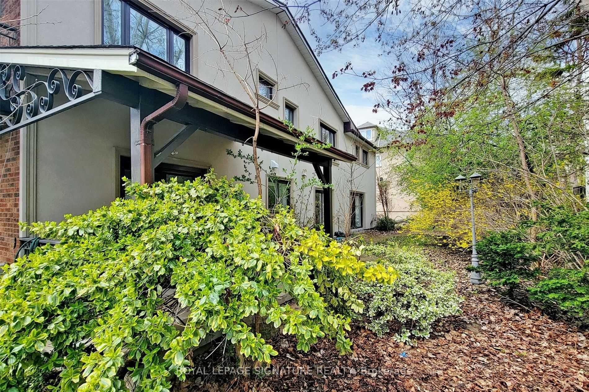 9 Campbell Ave