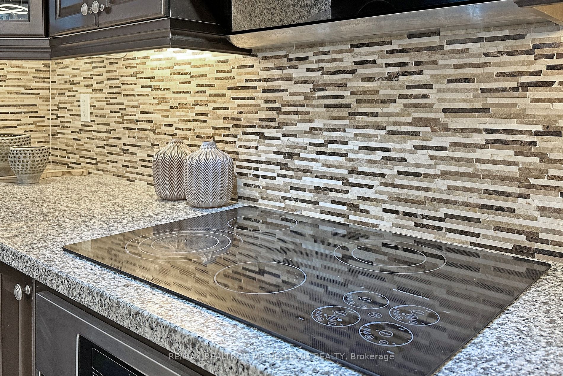 42 Dimarino Dr