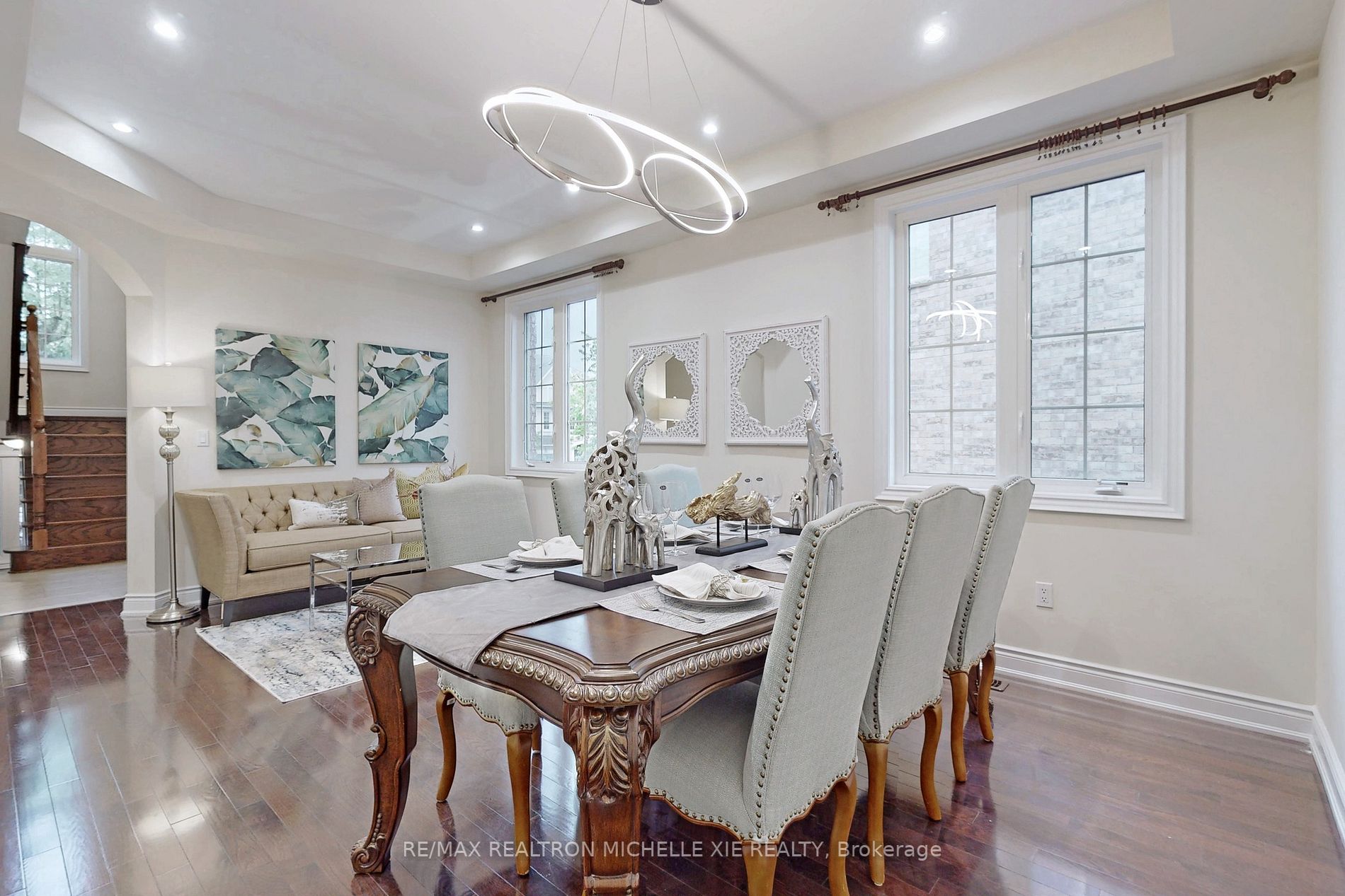 42 Dimarino Dr