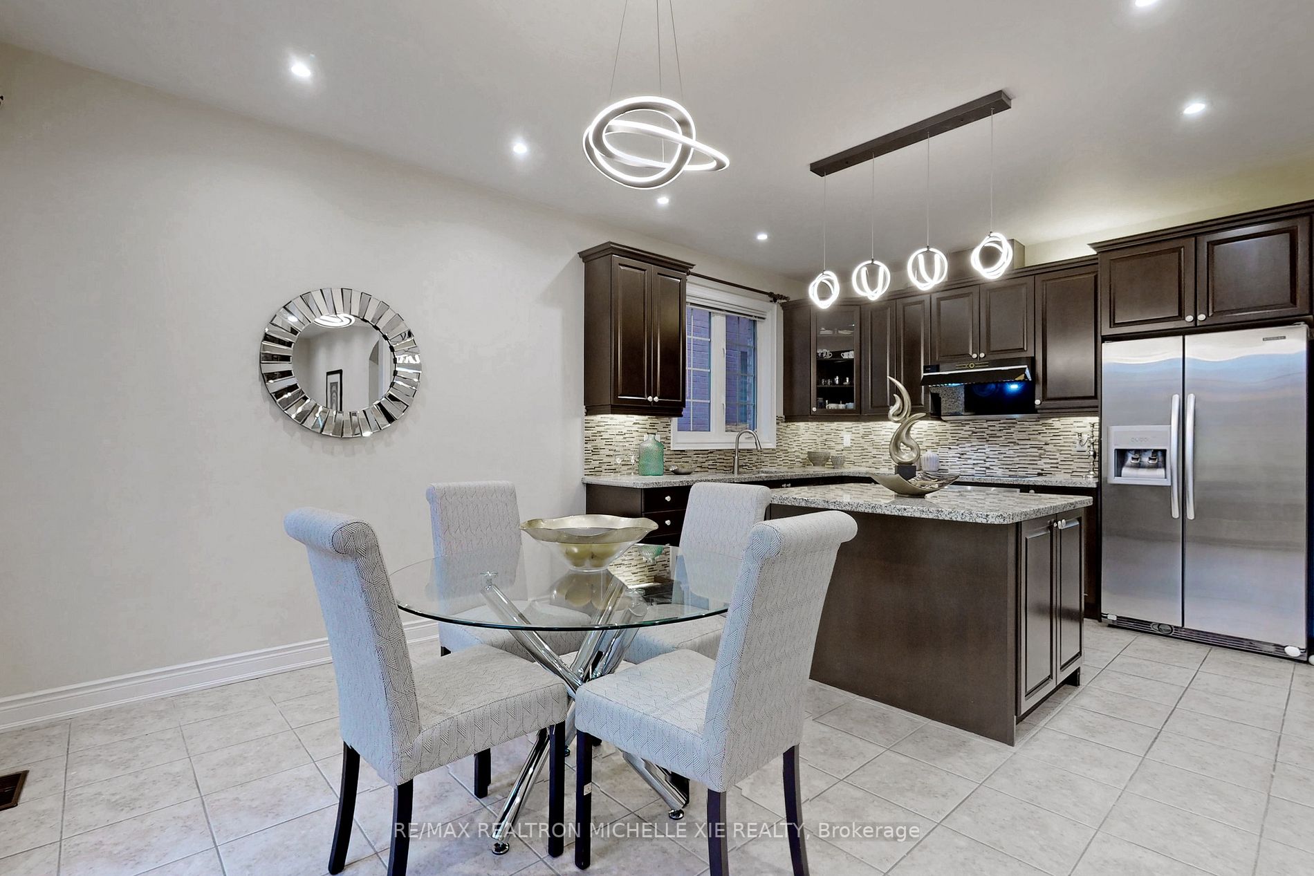 42 Dimarino Dr