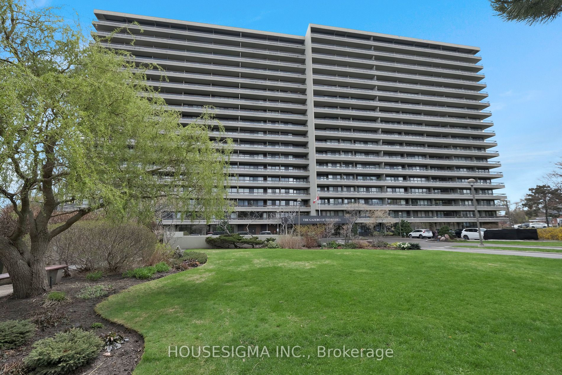 8111 Yonge St, #1501