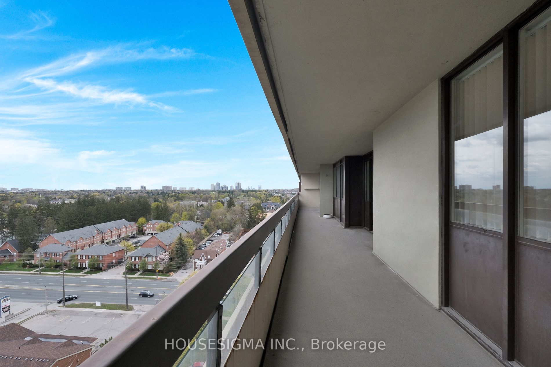 8111 Yonge St, #1501