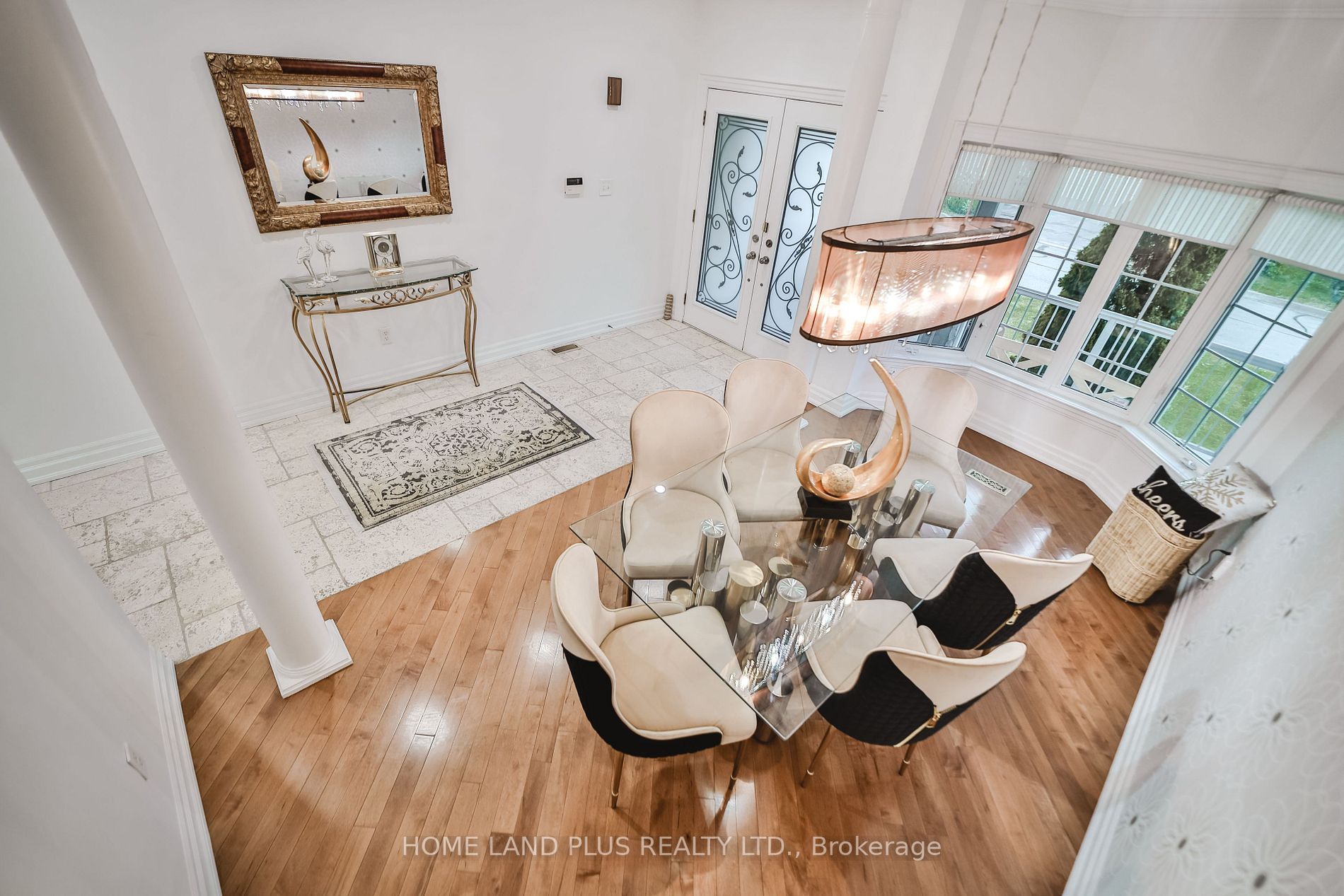 20 Monte Cristi St