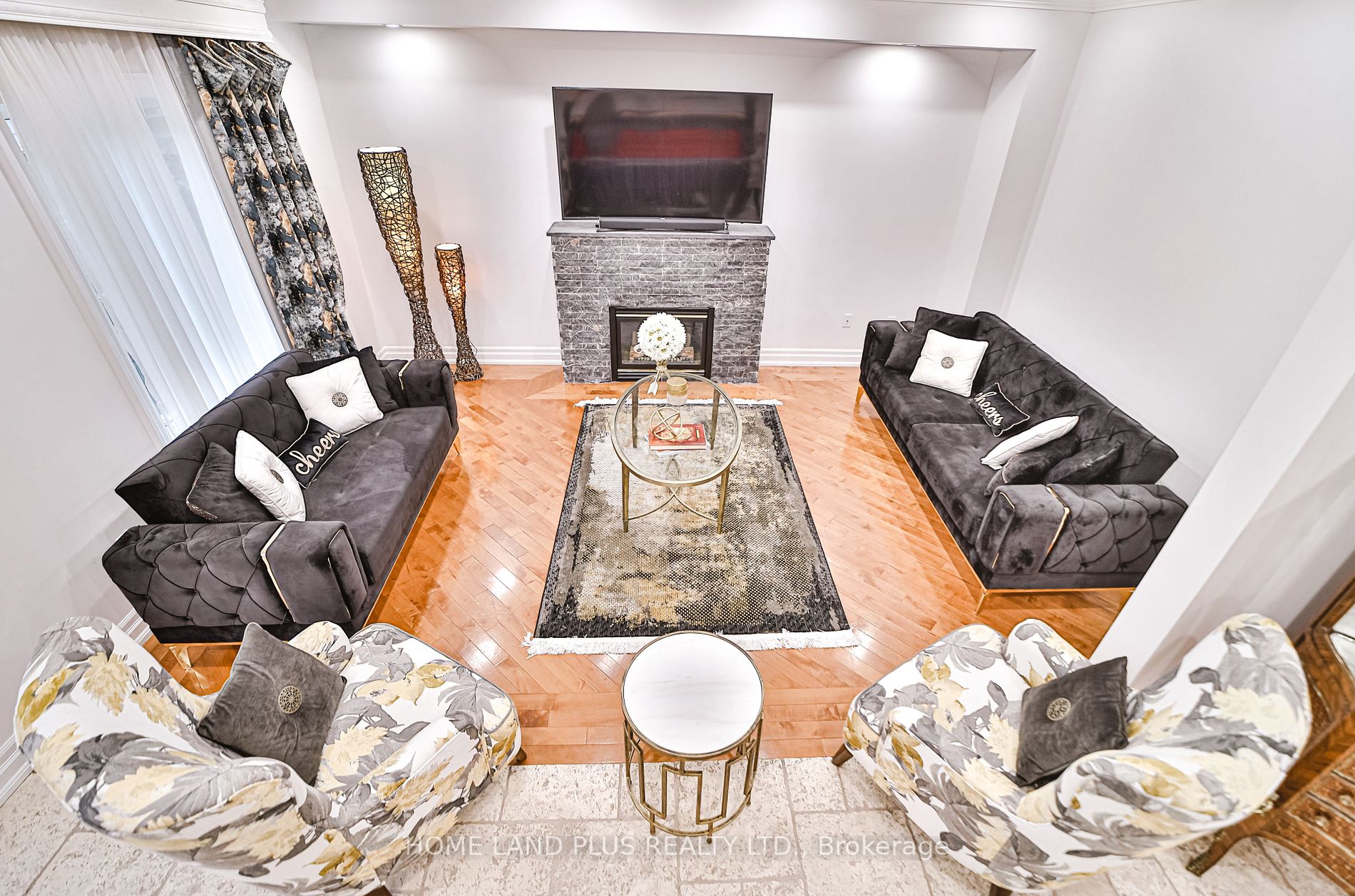 20 Monte Cristi St