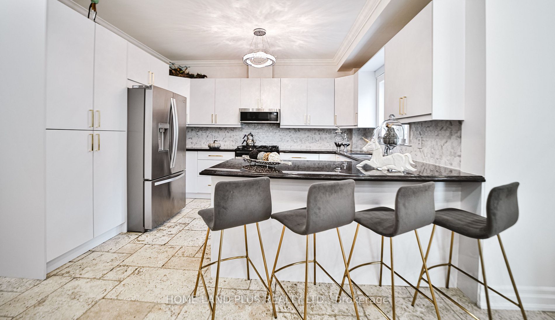 20 Monte Cristi St