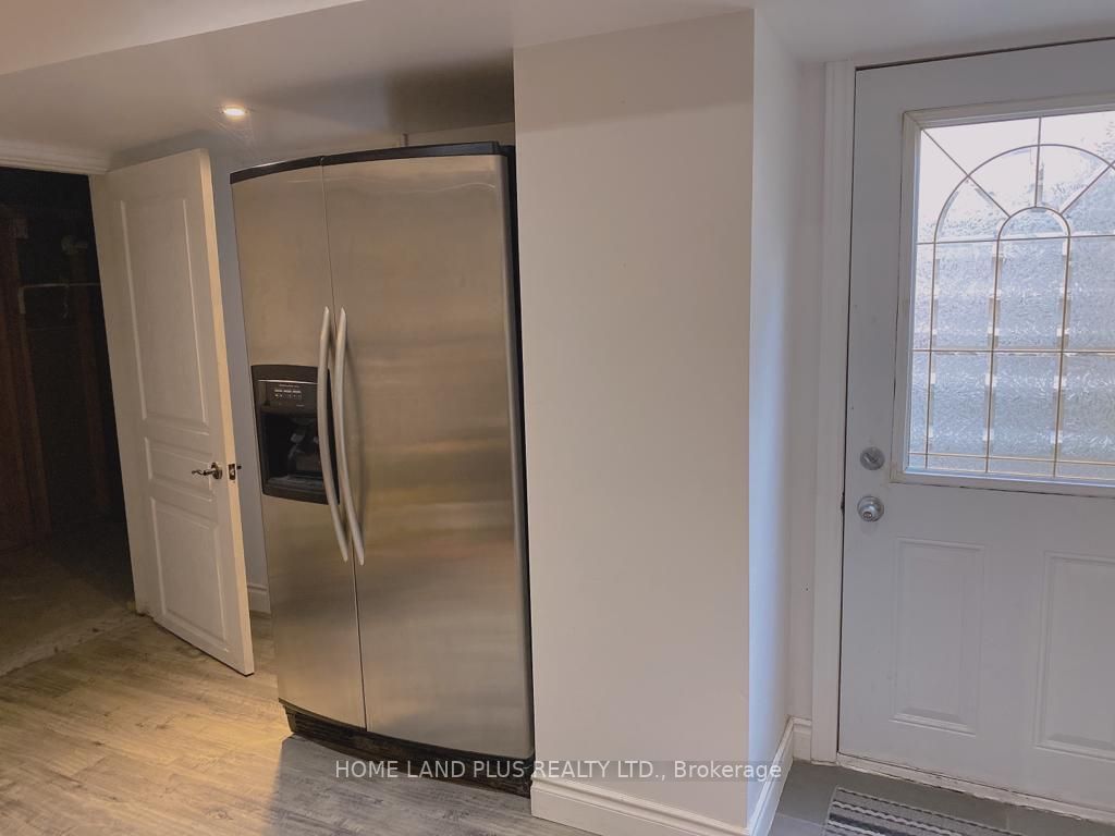 20 Monte Cristi St