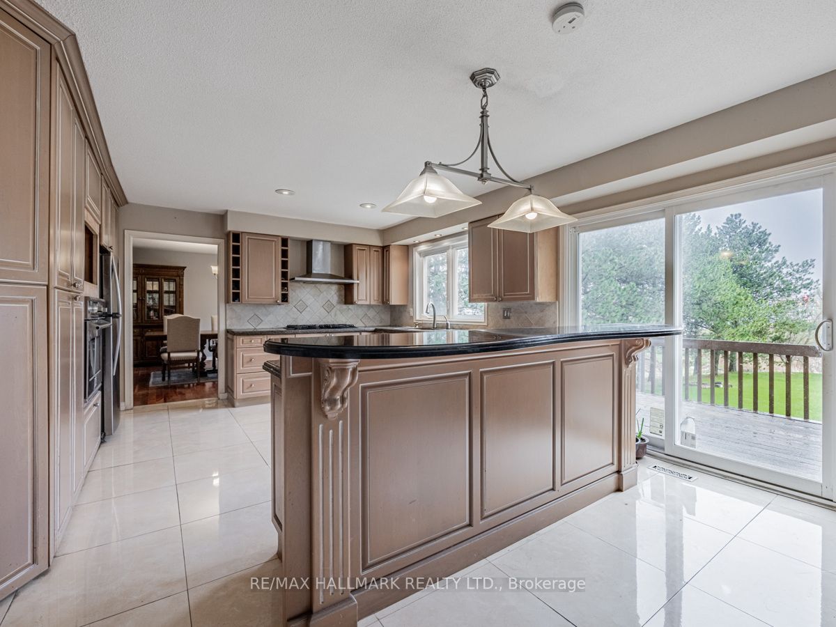 510 Warren Rd