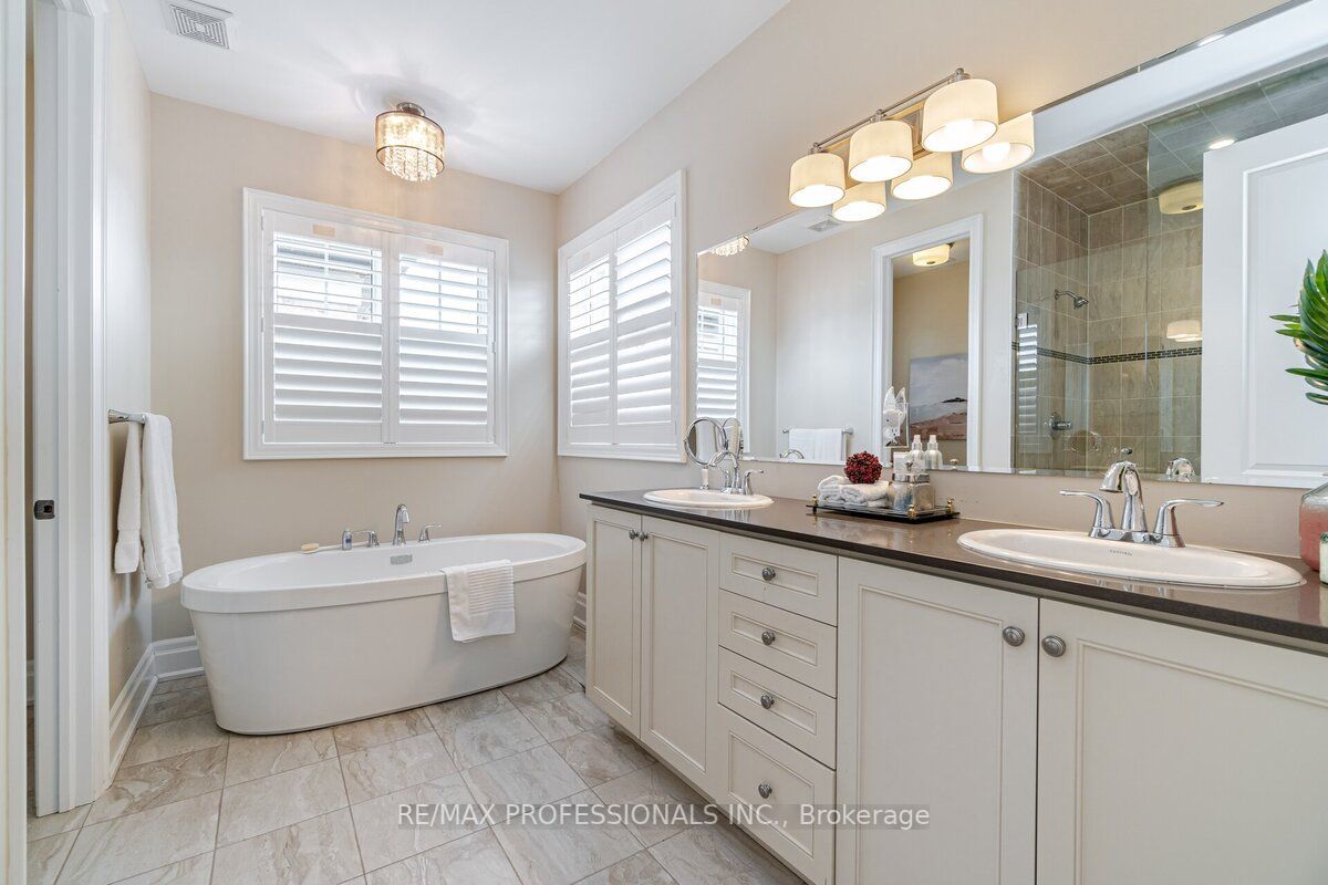 119 Fitzmaurice Dr