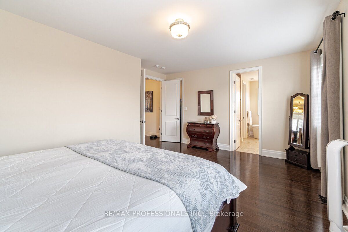 119 Fitzmaurice Dr