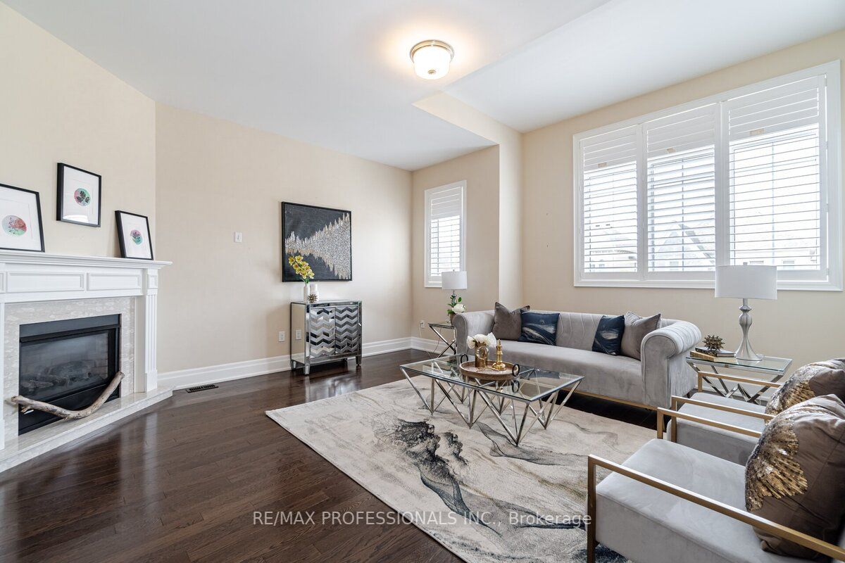 119 Fitzmaurice Dr