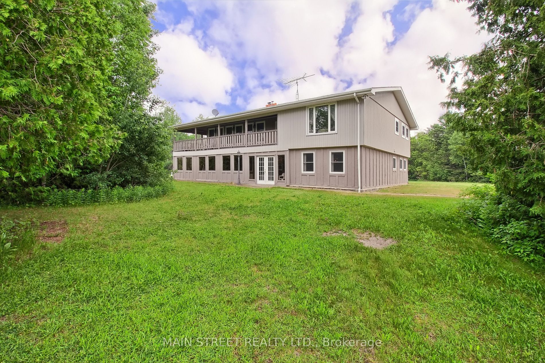 11739 Concession 4 Rd E