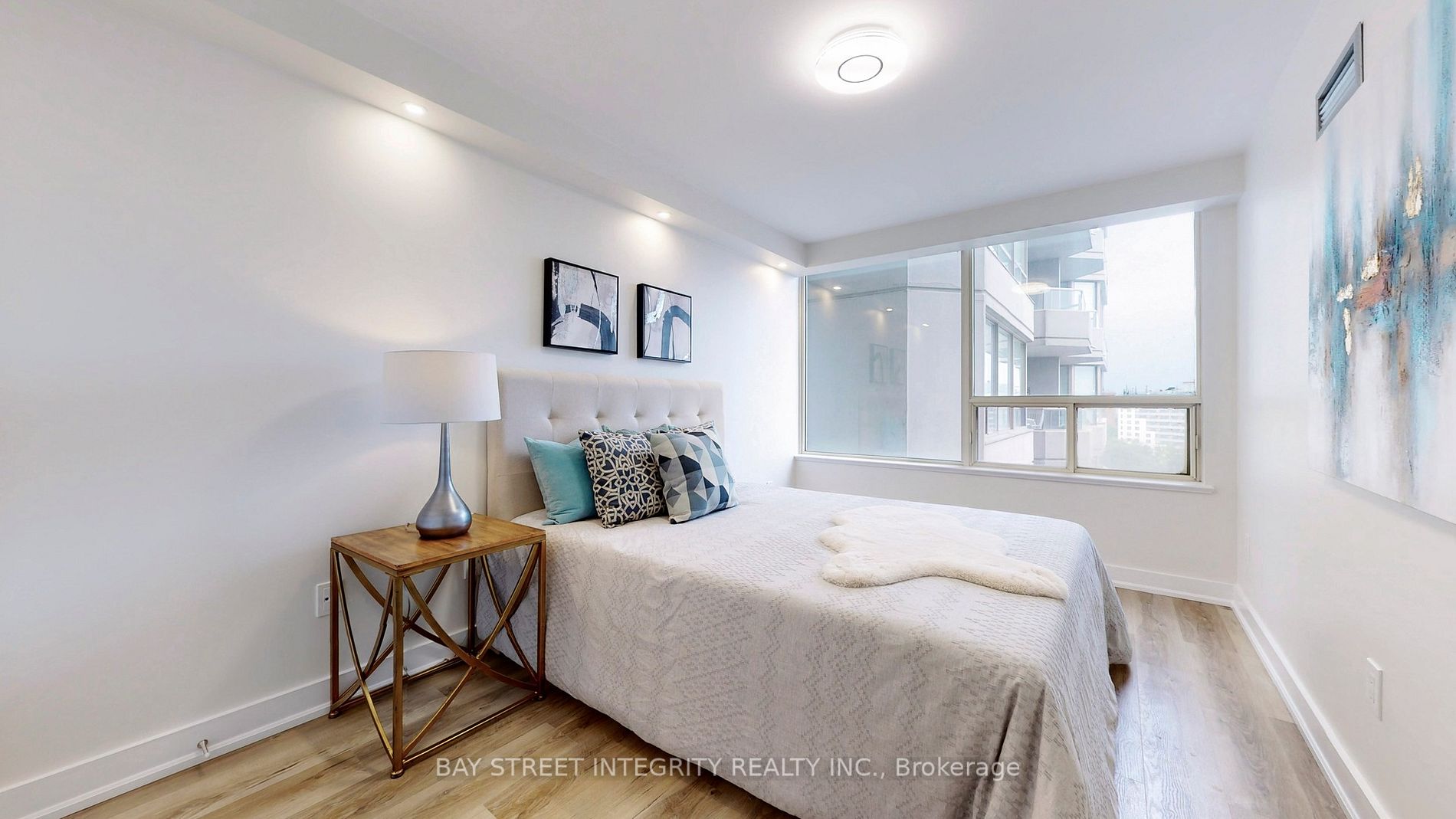7 Townsgate Dr, #1401