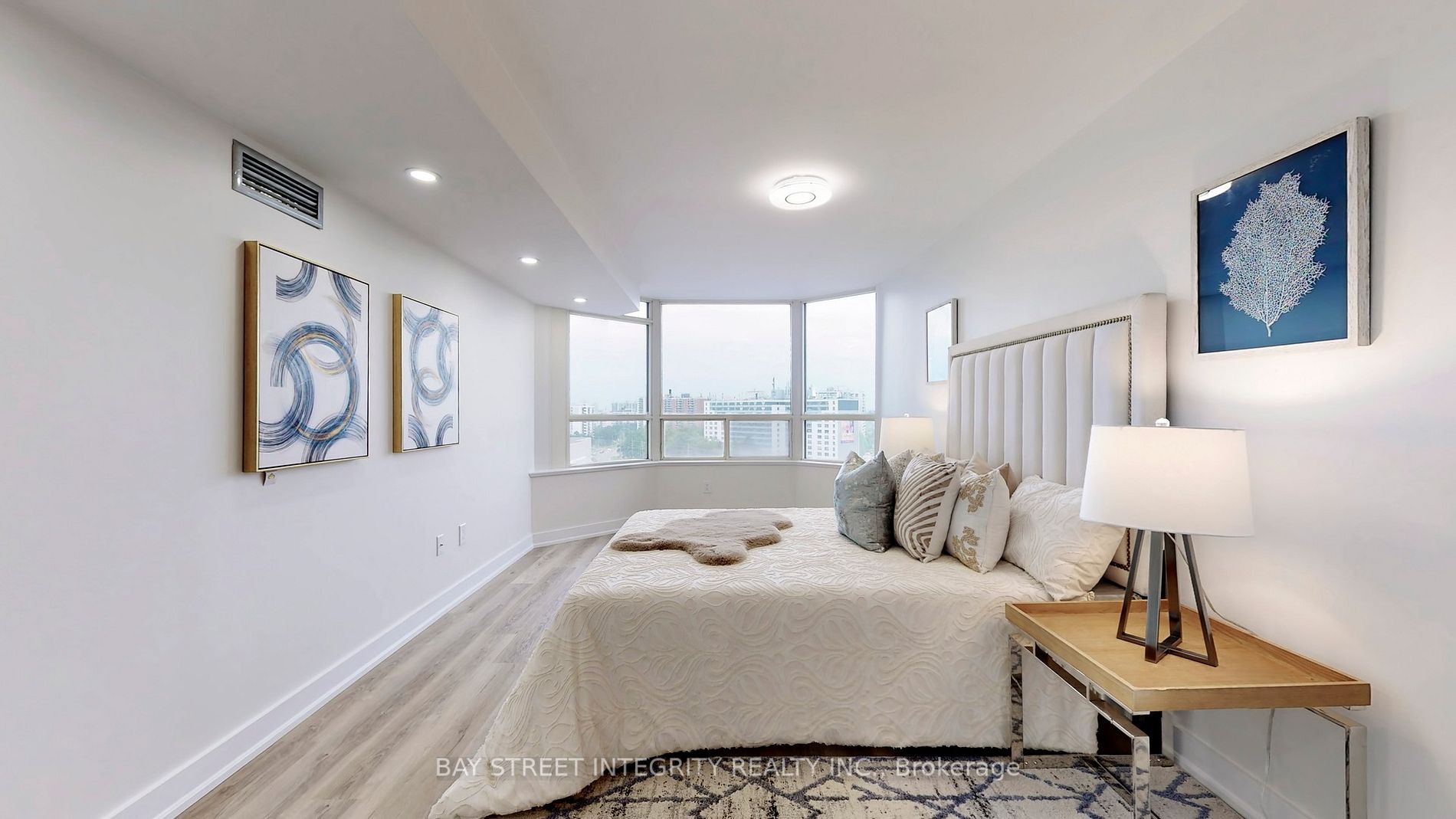 7 Townsgate Dr, #1401