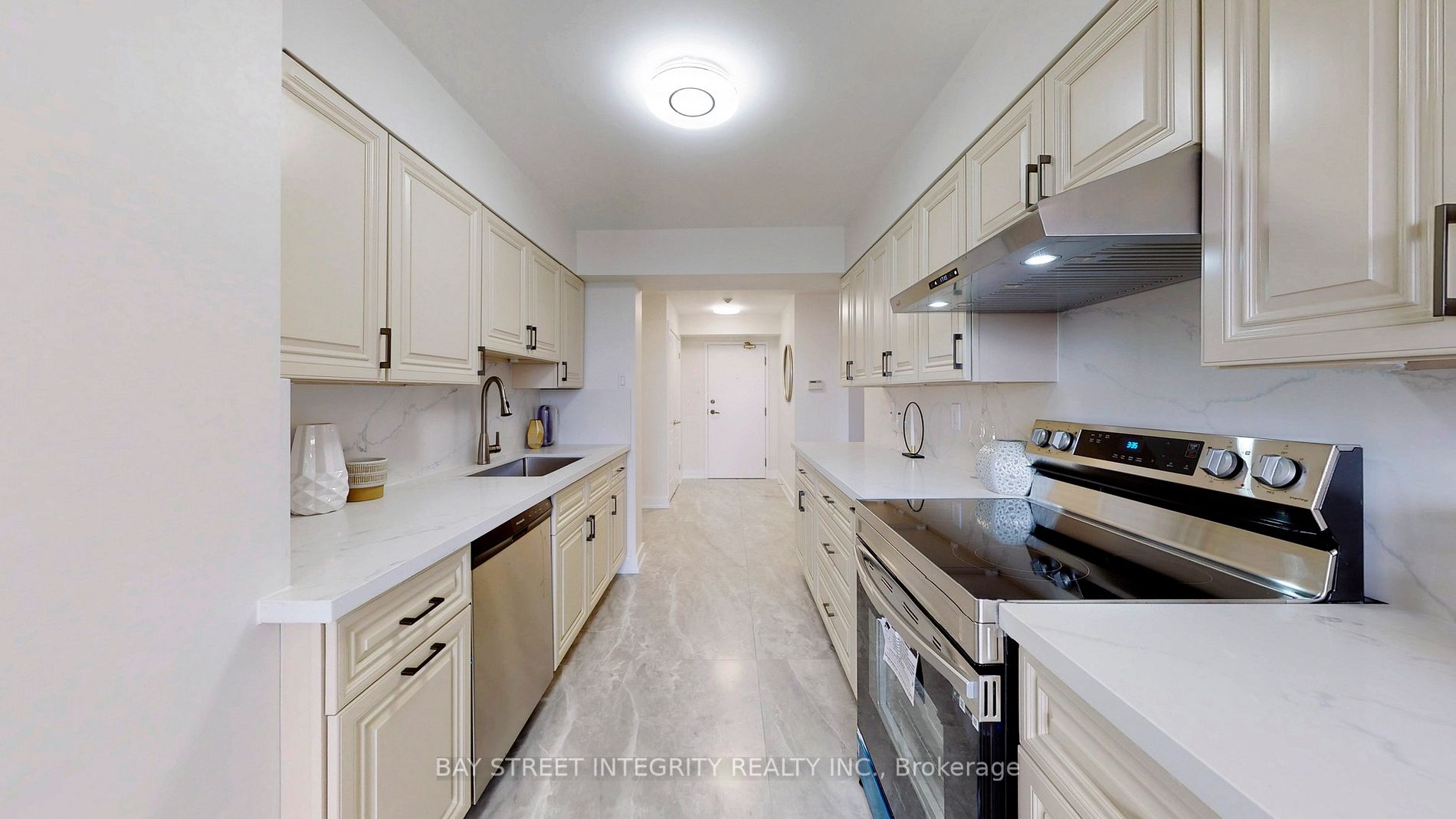 7 Townsgate Dr, #1401