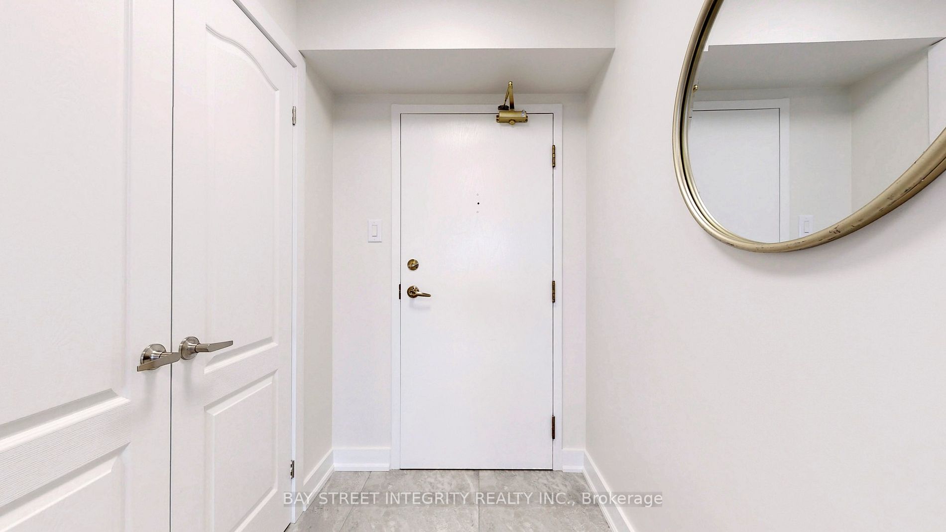 7 Townsgate Dr, #1401